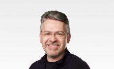 苹果前AI主管信息已从官网撤下 但新任并未现身官网