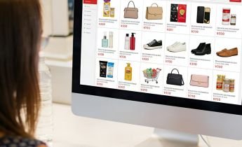 AI成电商购物退款诈骗帮凶    伪造瑕疵30秒“搞定” |聚焦