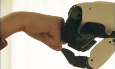 LG 电子将在 CES 2026 首次展示家用机器人新品 LG CLOiD